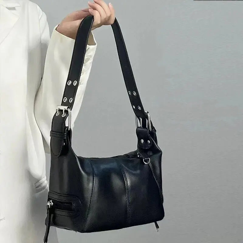 Sassy Underarm Style Leather Shoulder Handbag with Zipper